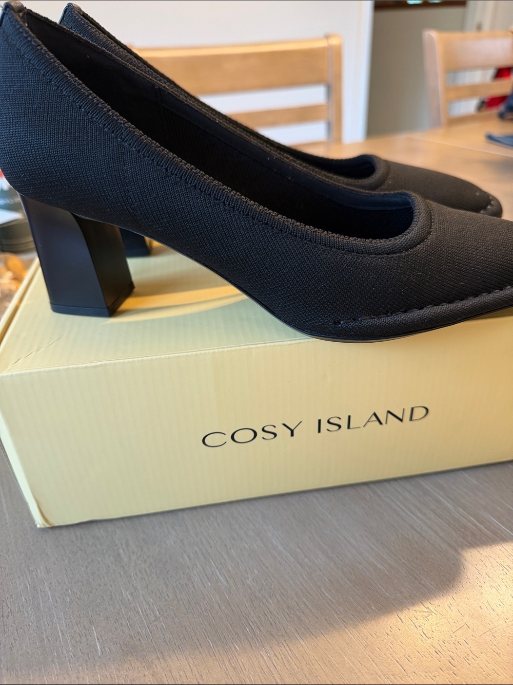 NWT Cosy Island Black Square-Toe Mid Heel Pumps - Picture 5 of 6